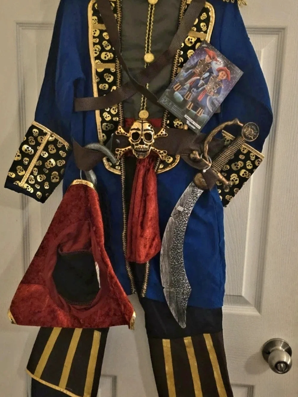 NWT Teetot & Co Adventure Factory Pirate Costume Size 3/4 with Sword & Hook